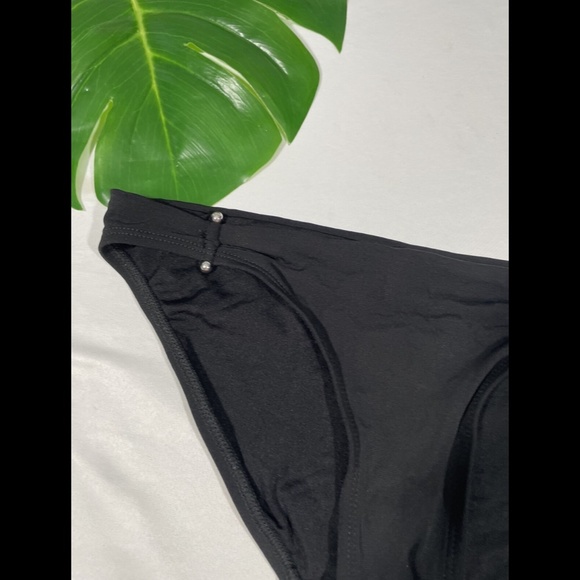 NEW Robin Piccone Luca Cutout‎ Bikini Bottoms in Black [SZ Medium ] - Picture 5 of 12